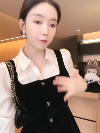 Zwinnie/詹维尼【丝绒醋酸拼接上衣】超重工气质款上衣 GYT202568#穿出高级感 #美出高级感 #今天穿什么 #轻奢女装 #高级穿搭