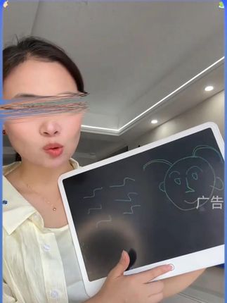 启蒙从自由画开始!液晶画板一键清除不怕浪费纸!#启蒙教育#液晶画板#一键清除 #重复利用 #儿童涂鸦