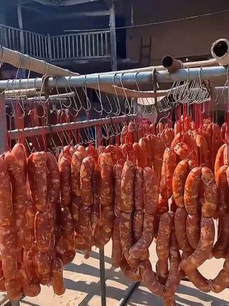 太爱吃了这个# 猪肠衣 !在家自己灌香肠,就是好吃#肠衣 #香肠衣