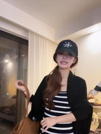 韩版百搭条纹针织连衣裙秋季夏季修身度假风包臀显瘦遮胯吊带长裙 #高级感穿搭#谁穿谁好看#气质穿搭#ootd穿搭#无限回购的宝藏单品
