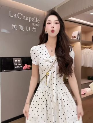 #连衣裙 #ootd穿搭 #穿出高级感 #夏季新款 #品质女装