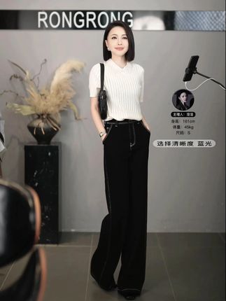 溶溶【缪缪少女】RONGRONG 绵羊毛扬子纱重工钉珠编织短袖。#女装#溶溶rongrong#晒出你的出片ooteed穿搭#品质女装#穿出高级感