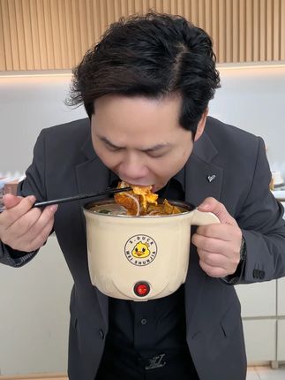 家里必备螺蛳粉,好吃过瘾#螺蛳粉 #美食 #吃货必备