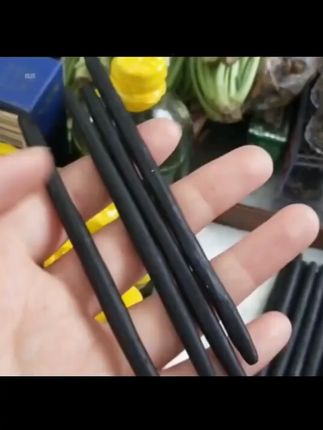 【专享】新疆乌斯曼草棒乌斯玛草粉草浆汁新鲜草叶子液眉毛棒螺子黛#乌斯曼草棒 #养眉好物 #新疆乌斯曼草 #眉毛护理 #螺子黛