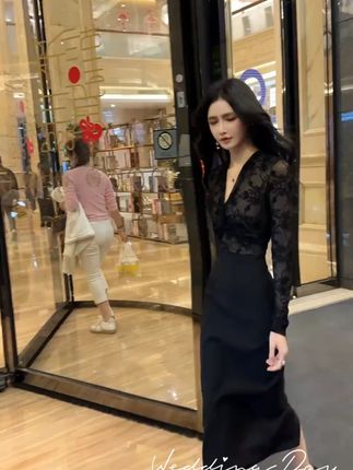#张予曦毕雯珺真拍了红裙抱 #深情眼 #张予曦 #毕雯珺