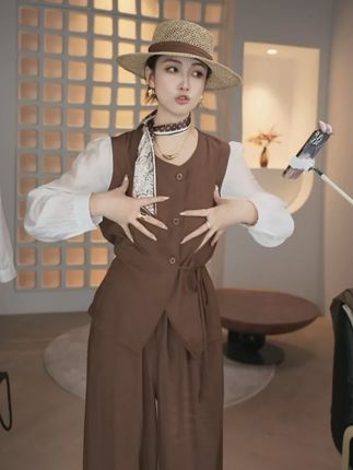 时尚休闲系带收腰拼接上衣套装女2025春秋款气质高腰阔腿裤两件套#时尚 #休闲 #两件套