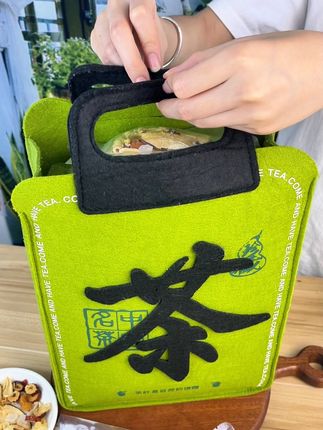 # 小吊梨汤 有多好,孩子喝了就知道!入秋换季干燥赶紧给孩子安排起来,润润的很舒服