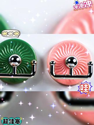 平时家里各种壁挂纸巾、洗脸巾都可以用这种吸盘#双头挂钩 上墙收纳就挺特别方便,关键吸盘的还能随意更换位置