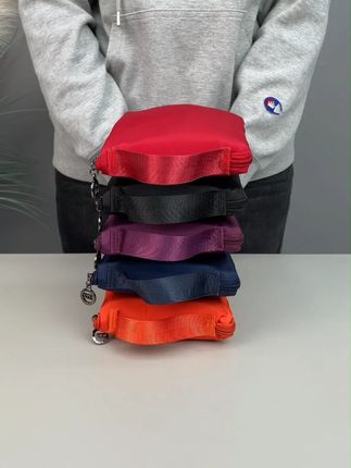 可折叠大容量抽绳双肩包 牛津布收纳背包 采用优质牛津布材质,抽绳束口设计,方便开合,轻巧耐用,适合日常出行。#折叠背包#束口袋#双肩包推荐#抽绳背包#牛津布包