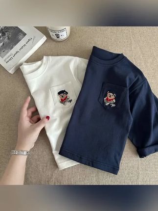 儿童打底衫男童春秋款小童口袋上衣纯棉潮宝宝小熊T恤女童长袖潮#儿童打底衫 #纯棉T恤 #春秋装 #小熊图案 #宝宝穿搭