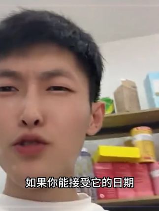 清仓高端黑猪肉烤肠这价格直接闭眼拍#黑猪肉烤肠 #猪肉烤肠 #烤肠 #纯肉烤肠 #黑猪肉
