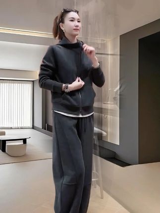 #显瘦穿搭 #轻奢女装 #套装 #显瘦穿 #小个子穿搭