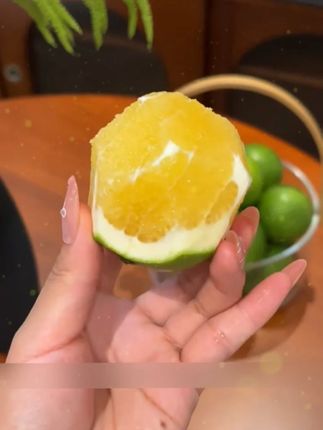 云南哀牢山冰糖橙!纯甜无酸,水份充足!全家大人小孩都爱吃#优质农产品 #新鲜应季水果 #脆甜多汁 #冰糖橙 #橙子 z
