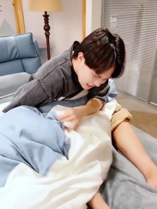 同款苹果香蕉牛乳燕麦片片 这个#苹果香蕉牛乳燕麦片 真的可以家中常备,大人小孩都可以喝,一年四季都可以当#早餐 独立罐装冲泡方便