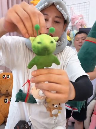 绿色外星猫特效毛绒玩偶猫猫公仔猫咪挂件布娃娃搞怪创意可变造型 绿色外星猫特效毛绒玩偶猫猫公仔猫咪挂件布娃娃搞怪创意可变造型