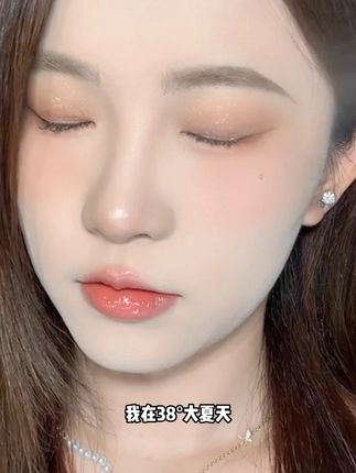 我再38°的天放弃了普通眼影之后的新大陆#眼影盘 #akf眼影盘 #彩妆推荐