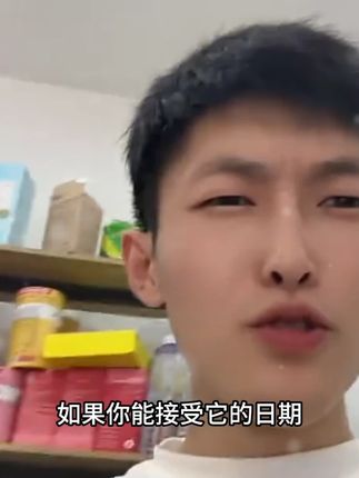 清仓高端黑猪肉烤肠这价格直接闭眼拍#黑猪肉烤肠 #猪肉烤肠 #烤肠 #纯肉烤肠 #黑猪肉