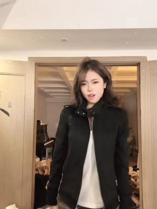 *尹千金*【冷酷练习生】又A又飒柔软舒适重工美式质感外套 #尹千金 #短款外套 #美式质感外套 #外套 #时髦精