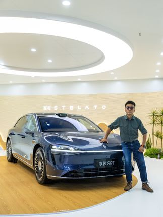 在旅行中,能不断给你带来情绪价值的车,才叫旅行车! #享界新车标 #成都车展 #低趴姿态