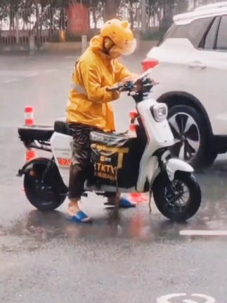 #手机防水袋 #防水袋 #手机袋 #防水手机袋 #手机袋防水 新款手机防水袋可充电骑手外卖专用可触屏高清加厚骑行防雨手机套