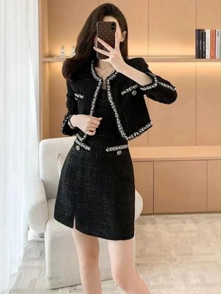 一整套时尚名媛外套连衣裙高级感小洋装两件套小香风镶钻套装搭配#小香风套装 #高级感穿搭 #外套连衣裙 #穿出高级感