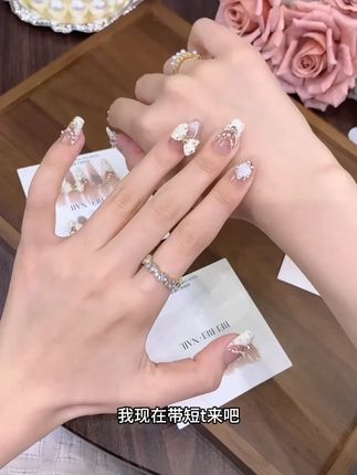 【小香风-显白版】纯手工穿戴甲气质显白猫眼美甲#纯手工穿戴甲 #气质美甲 #显白美甲 #猫眼美甲 #精致女人必备