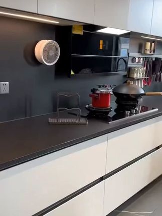 想要厨房干净不凌乱,收纳得有技巧,在炉灶旁放一个这样的锅盖架大小锅盖都能轻松收纳,甚至还可以放菜板和锅铲#锅盖架 #厨房好物 #厨房收纳 #置物架 #好物分享