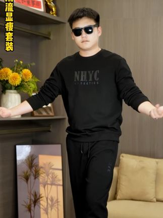 马上就是黄金小长假了,给胖老公选卫衣认准这套!加宽版型遮肚藏臀,性价比拉满!#男装搭配#卫衣套装#大码男装