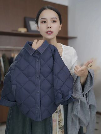 秋冬给娃选外套,暖与自在得兼备。这款菱纹棉服外套,菱格纹路规整,让棉填充分布均匀,锁温很给力,娃穿上暖乎乎。#棉服外套 #冬款上新 #秋冬必备 #保暖又好看 #潮童必备
