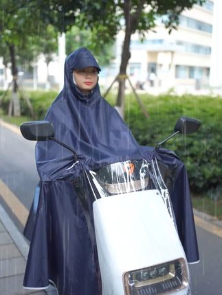 别为了省钱不买雨衣,风里来雨里去! 一件性价比高的雨衣可以用好多年,不遮挡车灯还能遮脚不湿鞋,加宽加大