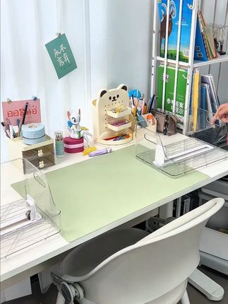 一款颜值高、品质好、还巨实用的桌面书本收纳盒!升级了档书条,拿完书会自动收回,书本再也不会东倒西歪了!