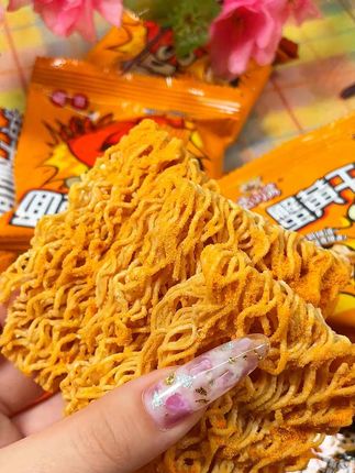 懒人之光!蟹黄脆面,鲜香过瘾,一口沦陷#蟹黄干吃面#速食美味#方便面
