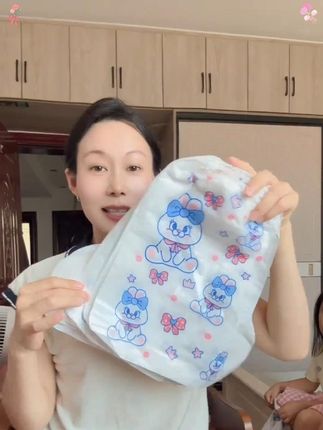 《一穿就走!3秒搞定雨天出门,这鞋套太省心了》