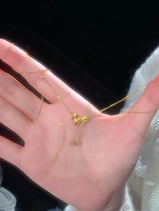 解不开的心结变蝴蝶结,中国黄金这款项链戴上就是行走的快乐魔法 #黄金项链 #爆款热卖中