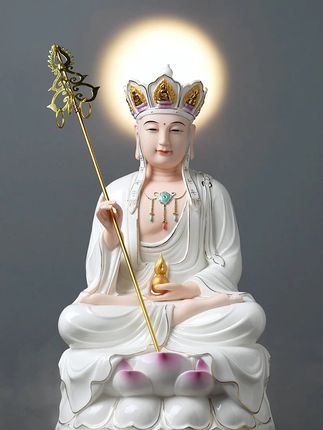 “真正的慈悲,是明知艰难,依然前行” #地藏 #匠心制作 #精工雕刻 #戴玉堂 #德化白瓷