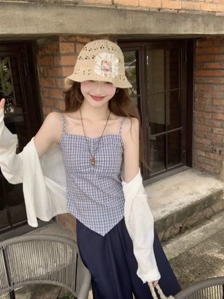 新款格子吊带修身打底上衣短款长袖防晒法式小吊带上衣开衫套装#显瘦穿搭 #夏季新款 #好看的衣服都在这里 #时髦精 #显瘦 @DOU+上热门 @巨量千川 @小店随心推