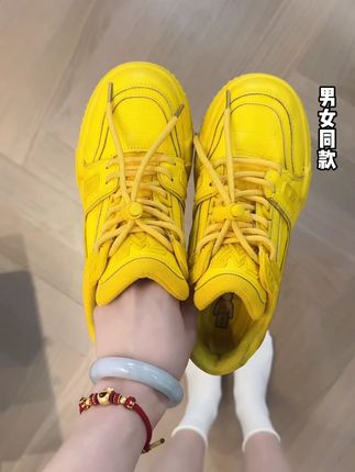 报告baby!!这双鞋让我长高六公分😍91002