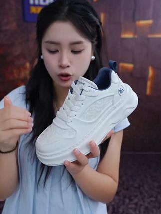 男鞋秋季时尚百搭休闲板鞋爆款低帮厚底增高潮鞋#男鞋 #休闲鞋 #低帮鞋 #板鞋 #秋季穿搭