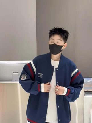 青少年秋季美式拼接宽松夹克男潮牌撞色罗纹针织绣花棒球服外套 #男装 #穿搭 #潮牌 #可狼可奶 #男生穿搭