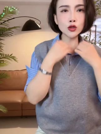 春秋正肩马甲背心纯色百搭基础款针织坎肩女无袖减龄马甲女款2402#女士针织马甲 #春秋背心 #纯色百搭 #基础款坎肩 #无袖减龄