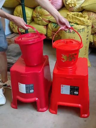 老人马桶坐便器可移动成人孕妇室内防臭便盆老年人家用床边坐便凳#结实耐用 #移动马桶 #老年人孕妇移动马桶 #老人护理 G