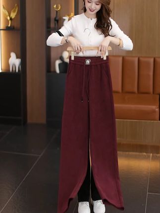 你被什么温暖就会被什么牵绊。#显高显瘦显腿长 #高品质女裤 #洋气减龄 #面料柔软舒适 #源头工厂