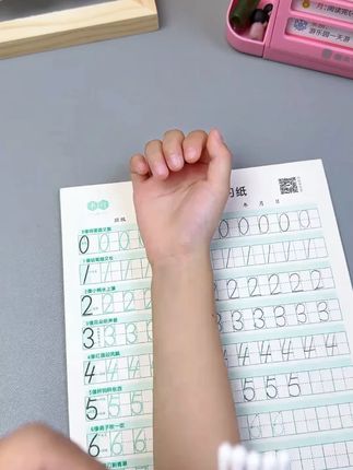 猫太子可伸缩防勾腕软硅胶握笔神器矫正器学生写字姿势纠正神器#握笔神器 #猫太子矫正器 #写字姿势纠正 #学生用品 #可伸缩握笔器