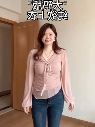 大码胖MM纯欲风网纱系带v领长袖t恤女秋季设计感修身显瘦百搭 #微胖美式辣妹穿搭指南# 显高显瘦穿搭 #衬衫穿搭# 慵懒风穿搭 #辣妹穿搭