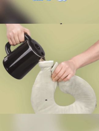 艾心满满艾绒肩颈热敷水袋U型肩颈椎热水袋挂脖子护肩草本暖水袋z #肩颈热敷 #肩颈放松 #低头族 #U型热水袋 #多余和毛毛姐推荐
