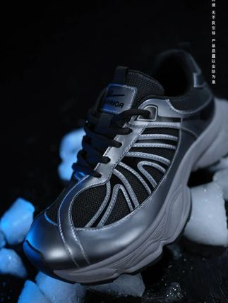 设计师花了俩年时间,脚感跟颜值并存,上脚超舒服!#好穿又好搭 #回力 #男鞋 #好鞋推荐 #哎呦喂你鞋真好看