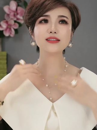 钛钢仿珍珠项链 满天星钛钢项链法式轻奢小众气质吊坠项链女#美出高级感 #女人饰品首饰搭配少不了 #做精致女人 #首饰分享 #精致饰品高级感