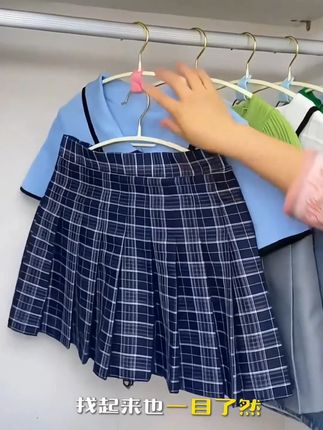 告别翻衣倒柜!衣服挂得井井有条,就靠它了! #实用好物 新款衣架连接挂钩 节省空间家用收纳整理加厚款家庭创意用品!#好物推荐🔥 #强烈推荐 #收纳整理