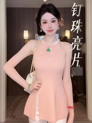 钉珠亮片设计,线条尽显女性柔美。 #甜妹 #仙女必备 #约会穿搭 #雅乔 #上衣