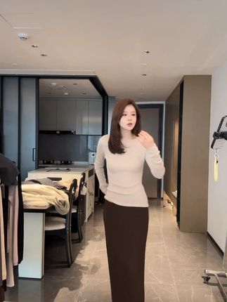 2025秋冬毛衣女U领通勤内搭打底高级感毛衣修身显瘦套头针织 #时尚打底衫 #长袖打底衫 #穿出高级感 #显瘦穿搭 #品质女装